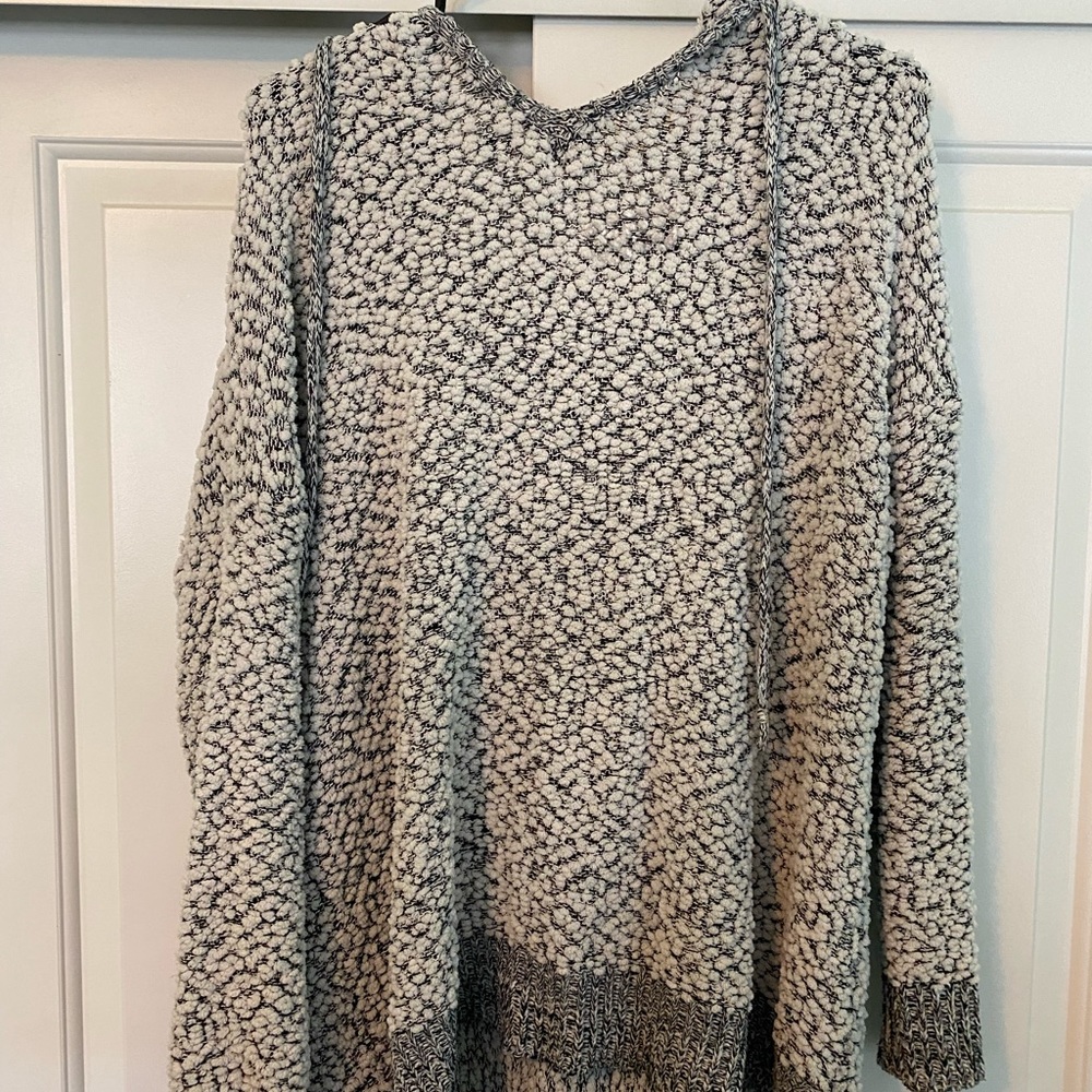 Popcorn sweater